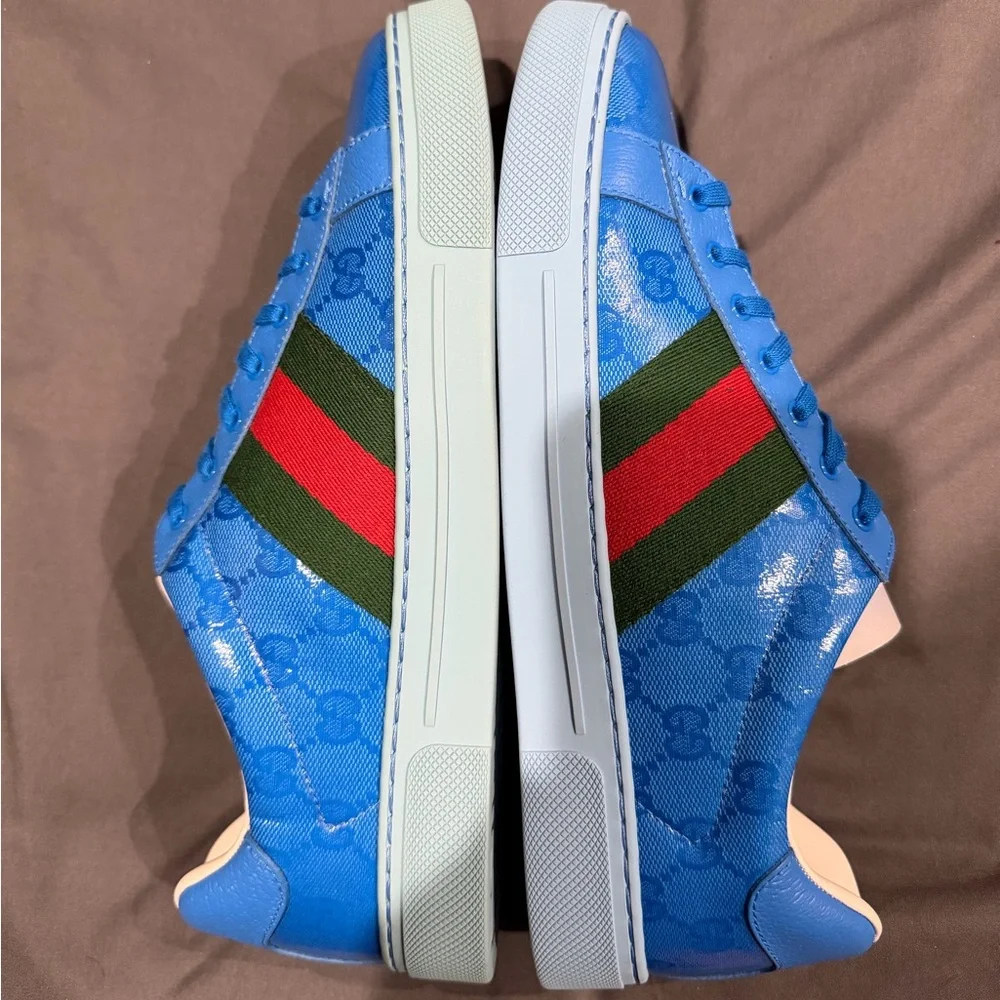 Gucci Blue Sneakers with Red and Green Web Stripe with box